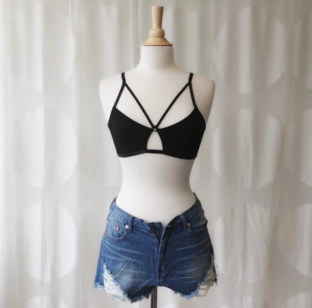 Black or White Strap Bralette